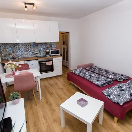 Apartment Near The Ondrej Nepela Winter Stadium 布拉迪斯拉发 外观 照片